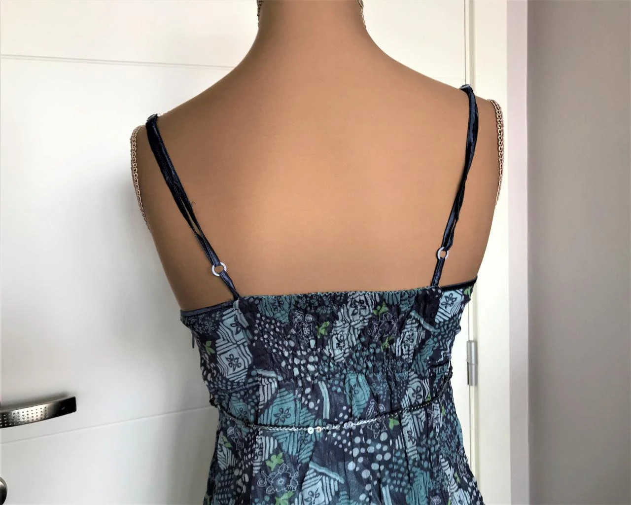 EDC Esperit hermosa blusa satinada forrada con un suave chaleco corto. – photo 5